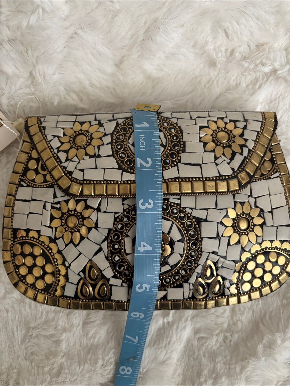 Antik Kraft White and Gold Mosaic Floral Embellished Crossbody/Clutch - Picture 10 of 10